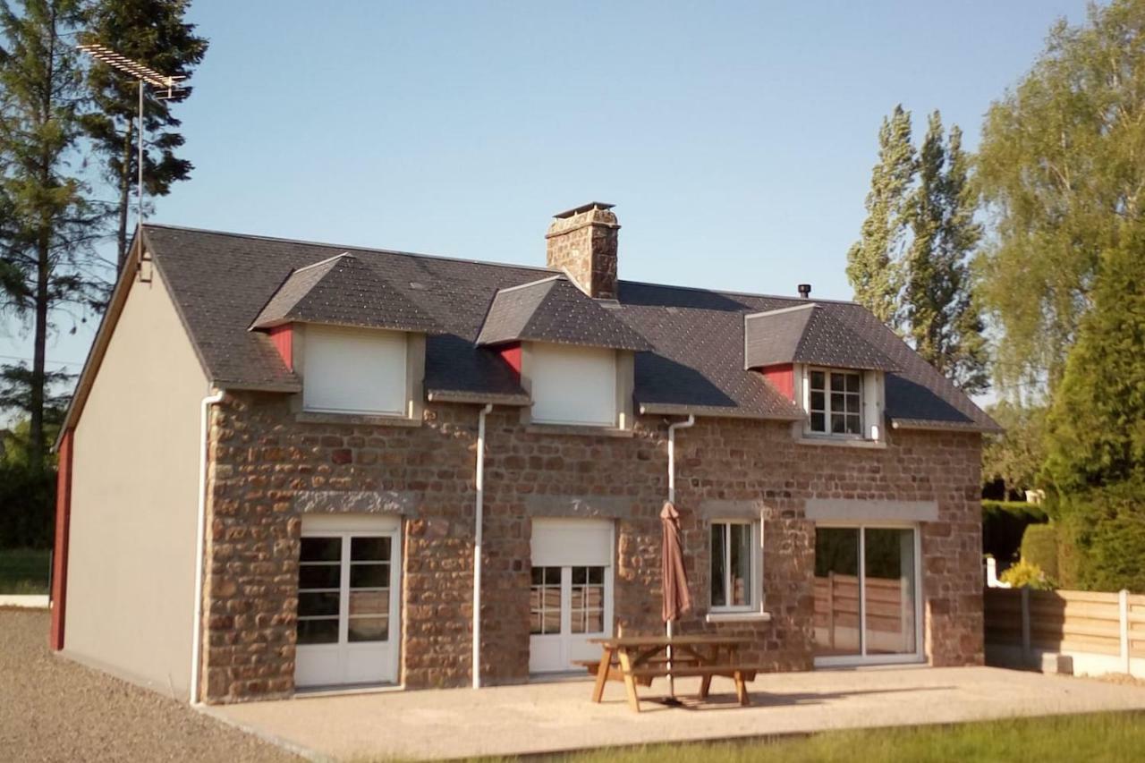 Вилла Gite De La Hudardiere Le Mesnil-Ozenne Экстерьер фото